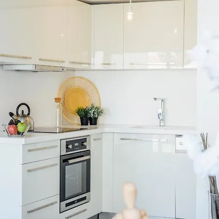 度假居 Newly Furnished Private In Gundogan
